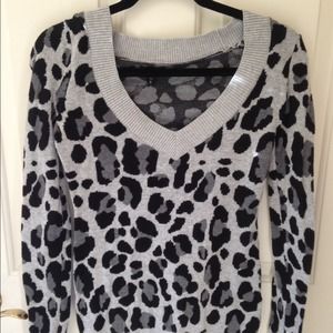 ✂️FINAL REDUCTION✂️ Animal Print EXPRESS sweater