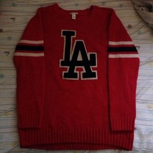 Forever 21 LA sweater