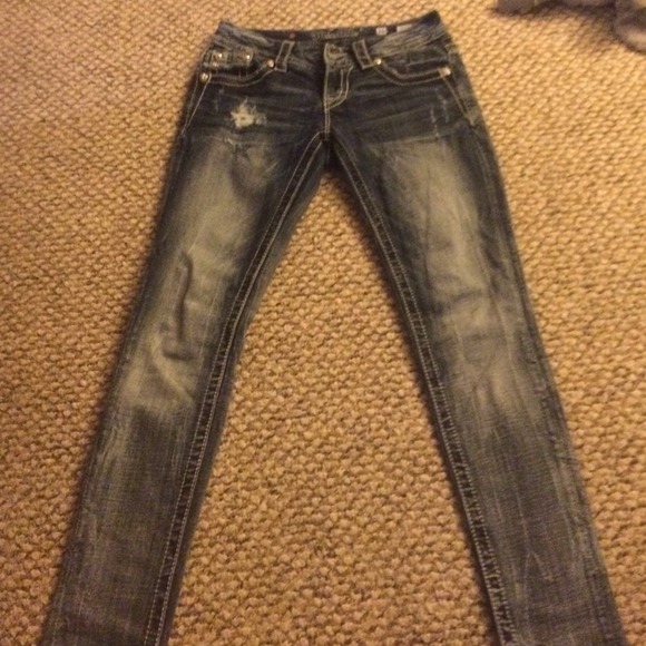 🎉SOLD🎉on V in ted - Picture 3 of 4