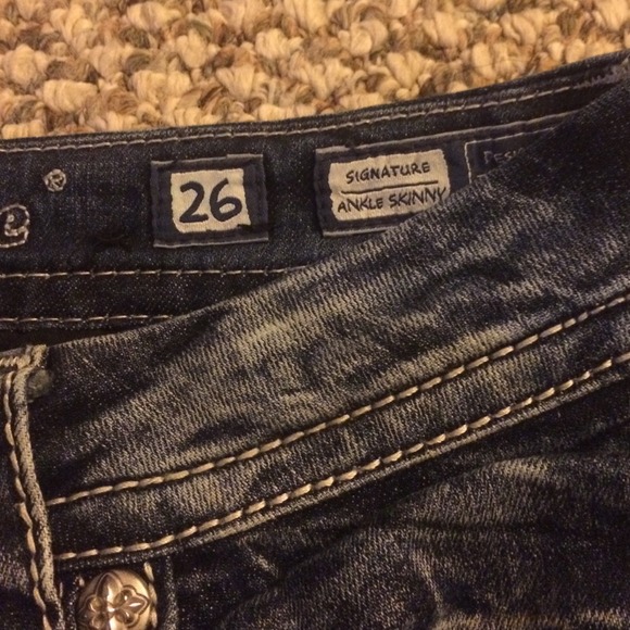 🎉SOLD🎉on V in ted - Picture 4 of 4