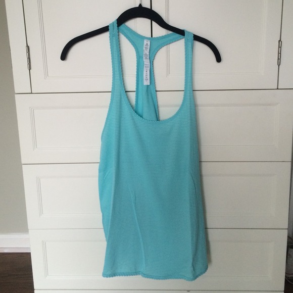 lululemon athletica Tops - Lululemon 105 F Singlet