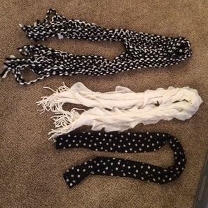 Scarves! Willing to bundle!