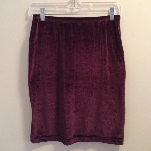 REDUCED! American Apparel Velvet Skirt NWOT!