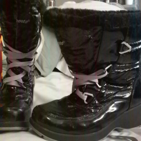 Black boots
