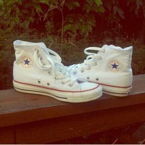 White high top Converse 💕‼️