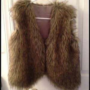 Faux Fur Vest Medium
