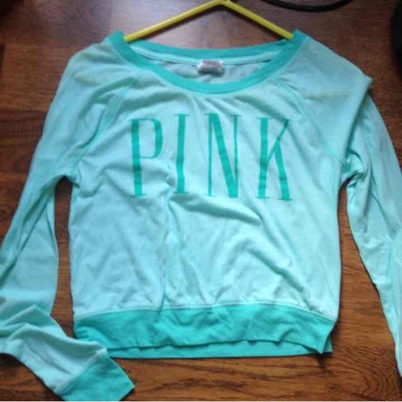 VS PINK raglan tee