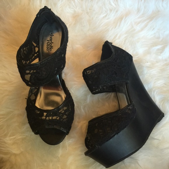 Black Lace Wedges
