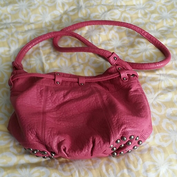 Cute pink crossbody bag. - Picture 2 of 3