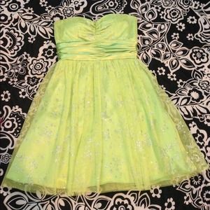 Green prom/homecoming dress
