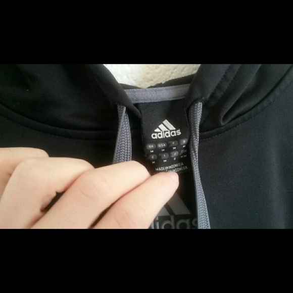 ☆☆SOLD In Bundle☆☆ Mens Adidas Pullover NWOT - Picture 3 of 4