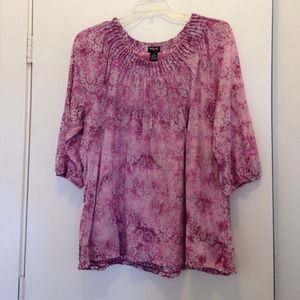 Pretty semi sheer lined shirt