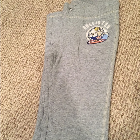 Hollister bundle!!!! Jeans and sweatpants for Jen!