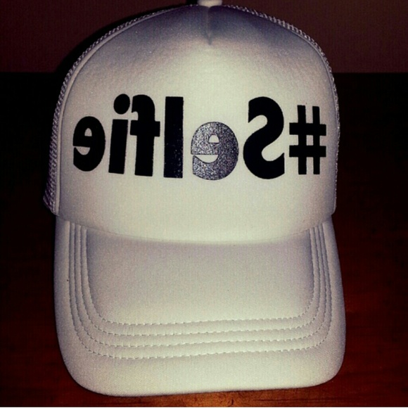 NEW SELFIE HAT WHITE/1 LEFT!!!