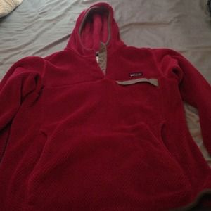 Women's large pink Patagonia with hood