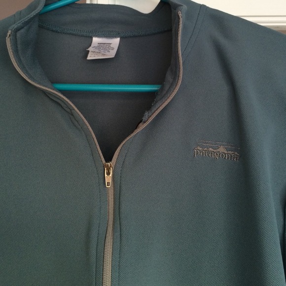 Patagonia 3/4 Zip Sweatshirt - Picture 2 of 2