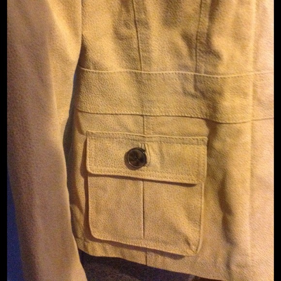 PERFECT by Carson Kressley suede coat - Picture 3 of 4
