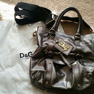 D & G Purse