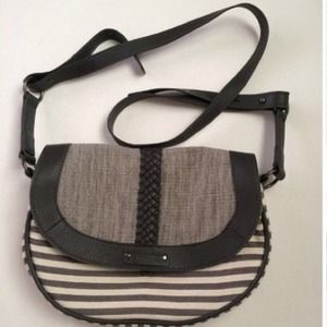 Dakine gray and white striped crossbody