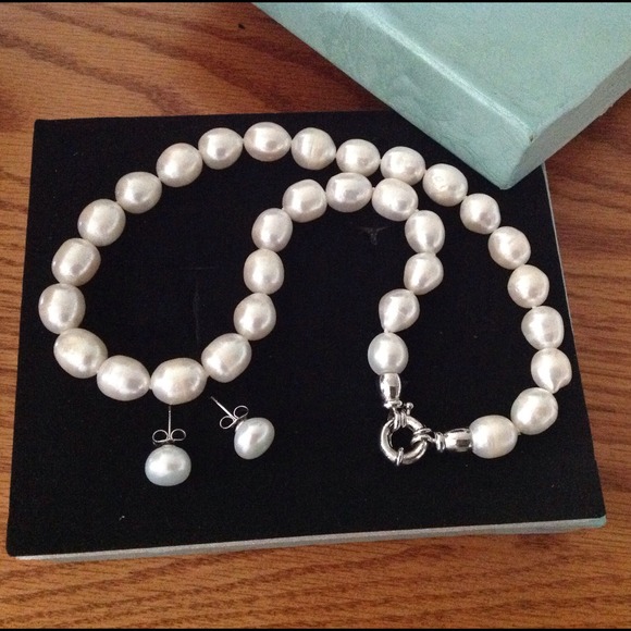 Pearls - Picture 3 of 3