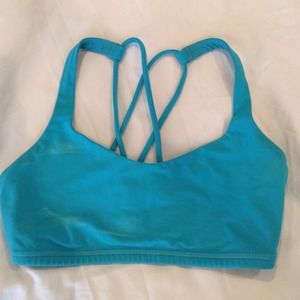 Lululemon Free To Be Me sports bra. Size 4.