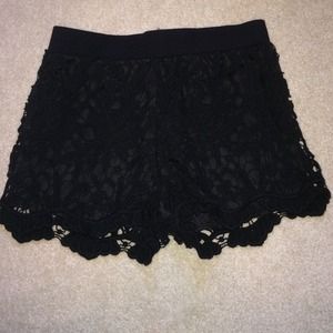 Black Lace Shorts! Never worn size medium