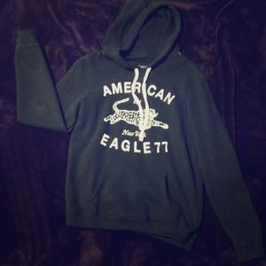 American eagle sweat shirt