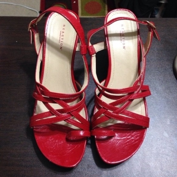Red wedge heels