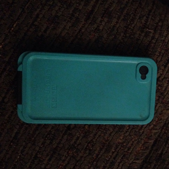 Teal life proof for iPhone 4 - Picture 2 of 2