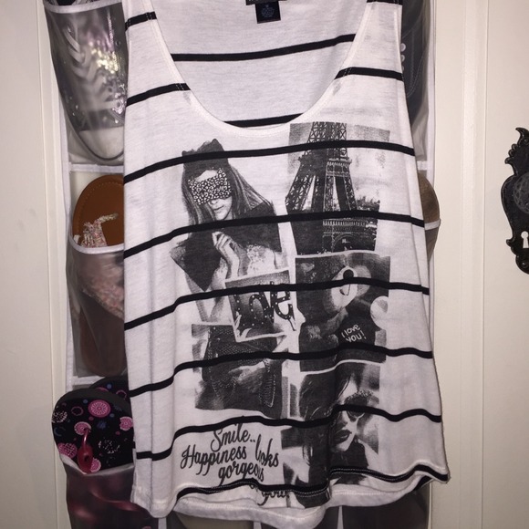 never worn - Picture 1 of 1