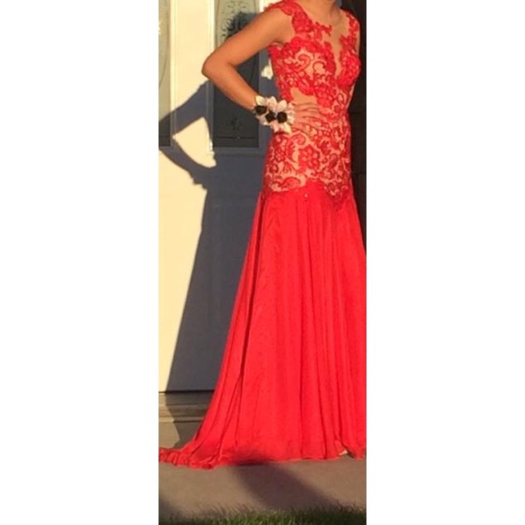 More pics of prom dress
