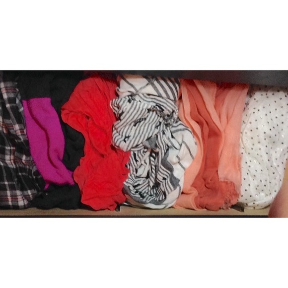 Scarves - Picture 2 of 3