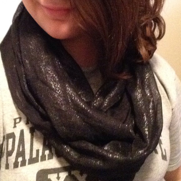 Scarves - Picture 3 of 3