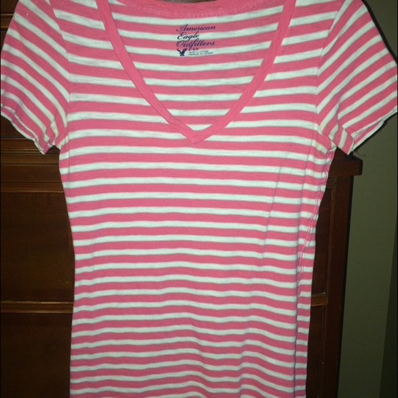 v neck