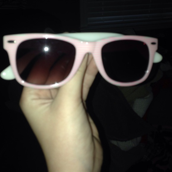 Pink and white striped sun glasses