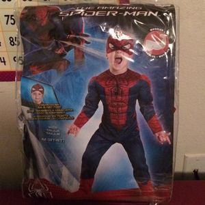 Spider- Man boys used costume, Size boys 3T-4TH