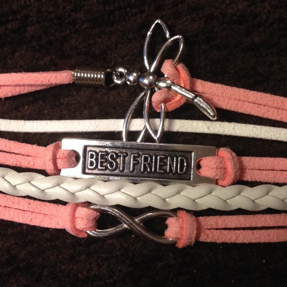 Dragonfly Friend Bracelet❌SOLD❌ - Picture 2 of 4