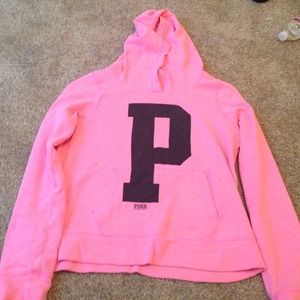 Pink Sweater 💕🎀