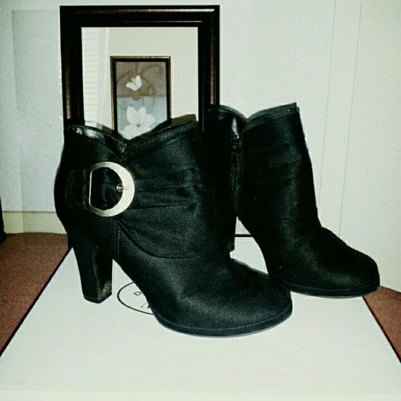 Black Steve Madden Booties