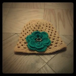 New hand made crochet gold with green rose hat
