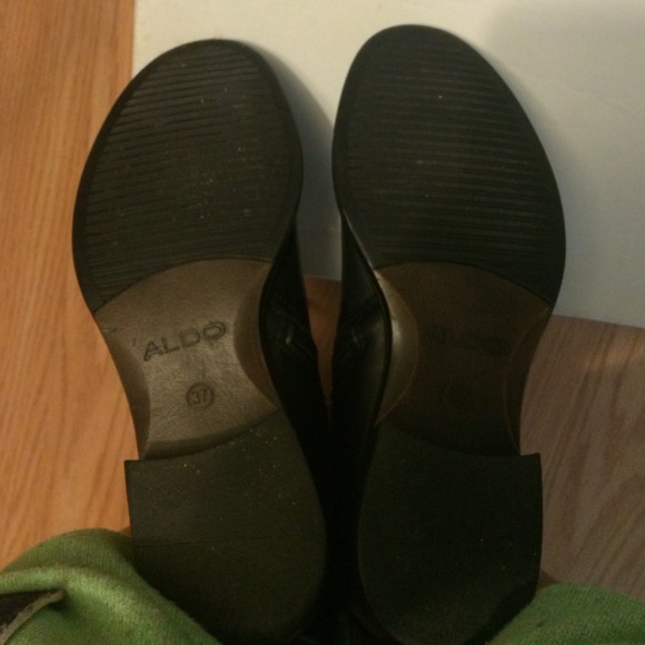 ❌Sold on Offer Up for $60❌❌Genuine Aldo boots - Picture 3 of 3