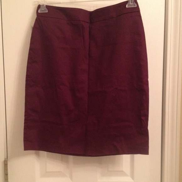 New York and Company Dark Burgundy Pencil Skirt