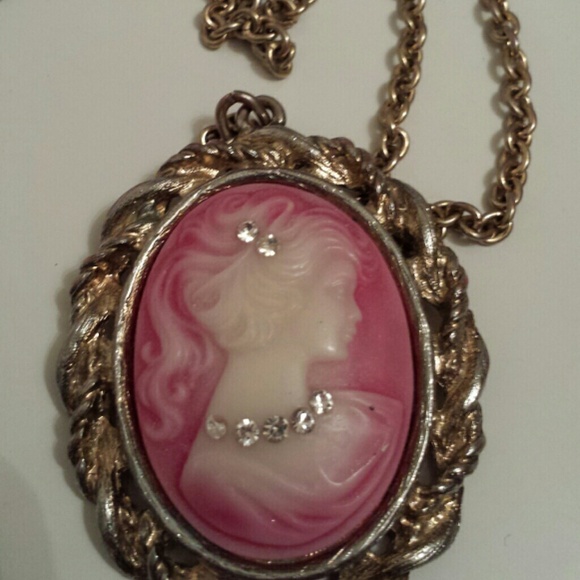 Pretty neckelace