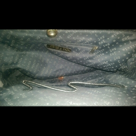 Handbag - Picture 2 of 2