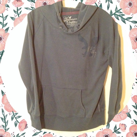 American Eagle Sweatshirt