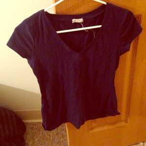 Blue v neck shirt