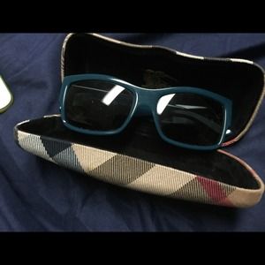 Burberry sunglasses with case