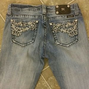 Miss me capri jeans inseam is 18 inches