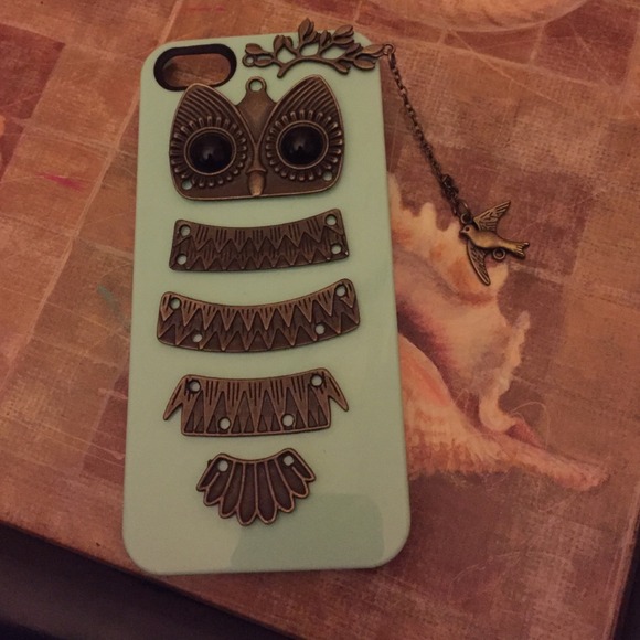 Accessories - Owl iPhone 5/5s case!