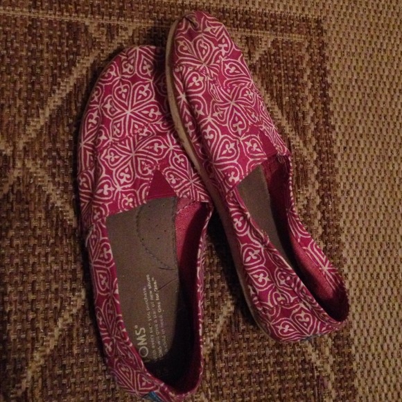 Pink toms!